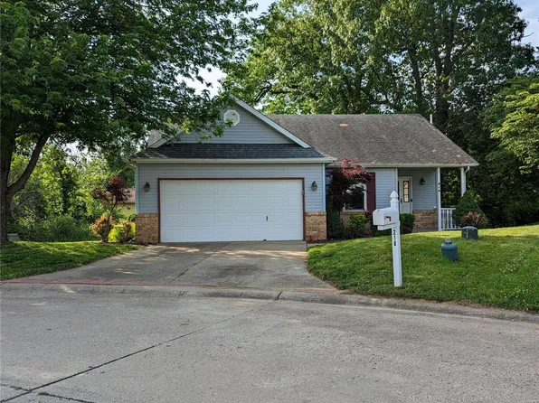 218 Bayhill Blvd, Glen Carbon, IL 62034