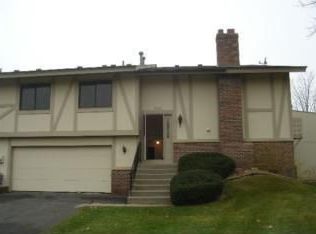 7621 Wedgewood Way N, Maple Grove, MN 55311