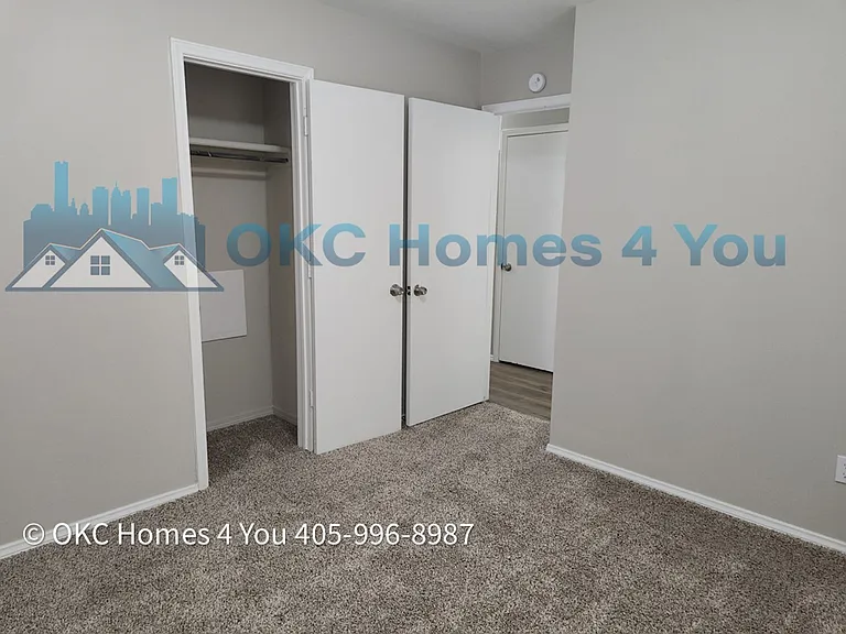 401 SW 63rd Pl — Photo 13