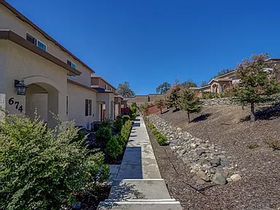 2nd image of 678 Mission De Oro Dr