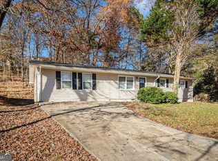 195 Pinehurst Dr, Stockbridge, GA