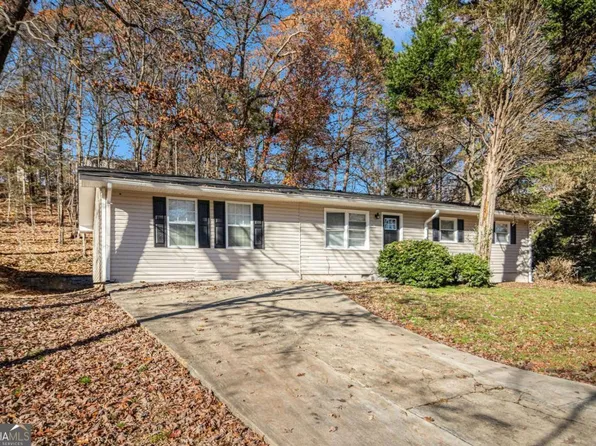 195 Pinehurst Dr, Stockbridge, GA 30281