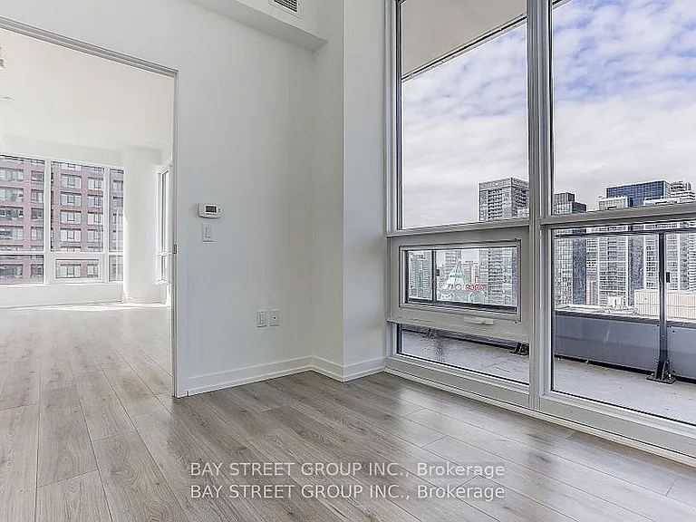 395 Bloor St E #2802 — Photo 18