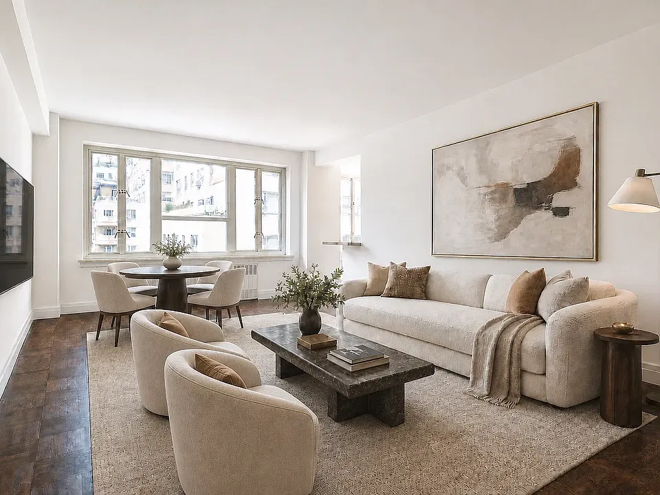 35 E 35th St #12C