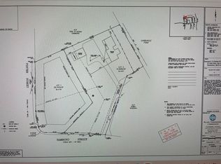 24 Hammond St, Oxford, MA 01540