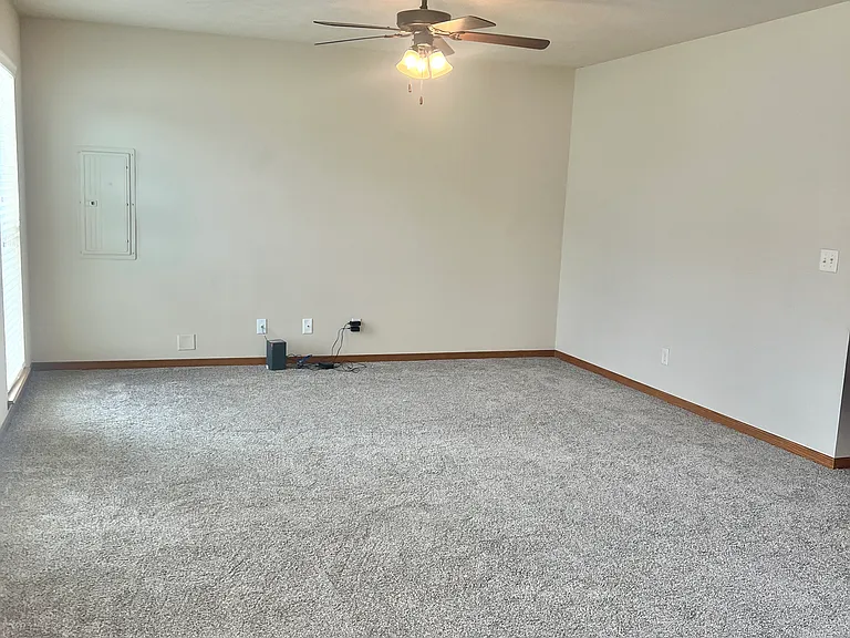 9005 Buckshot Rd — Photo 19
