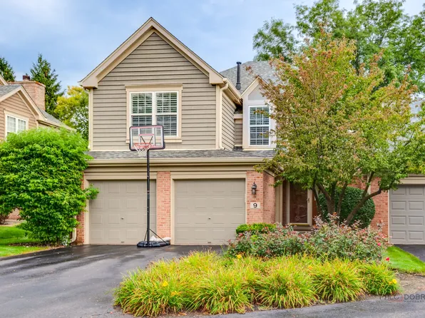 9 Ashford Ct, Lincolnshire, IL 60069