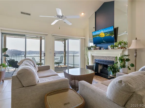 508 Harbour Towne Dr #E-508, Lake Ozark, MO 65049