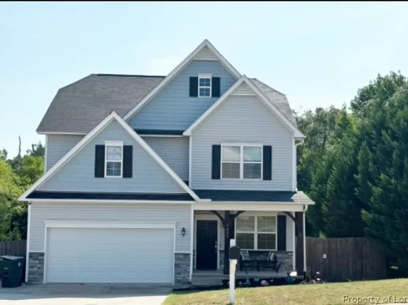 1421 Deal St, Fayetteville, NC 28306
