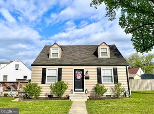 8112 Murray Point Rd, Dundalk, MD 21222