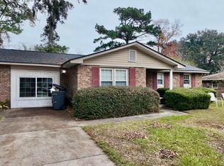 7702 Linsley Dr, North Charleston, SC 29418