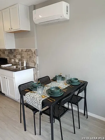 2 bed, 2.0 bath, 664 sqft, $1,195 — Photo 4