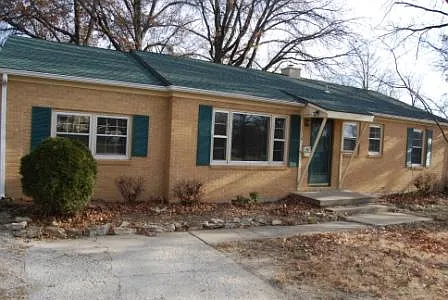 Building Photo - 1512 SW Highway Ln