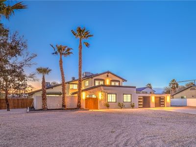 8645 Edmond St, Las Vegas, NV, 89139