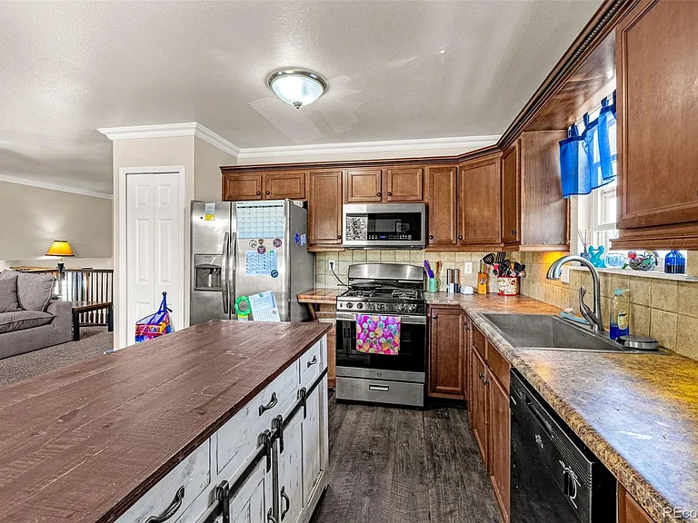 7115 Grand Valley Dr — Photo 8