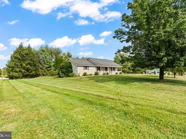 226 E King St, East Berlin, PA 17316