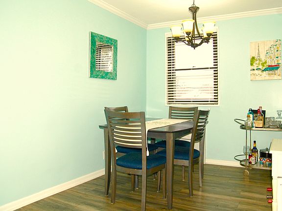 4th image of 5783 246th Cres