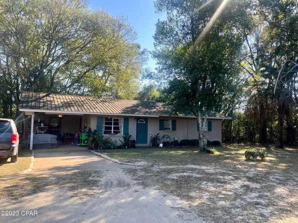 933 4th St, Chipley, FL 32428