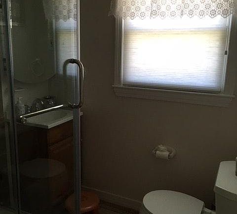 2nd Bath - 2nd Floor