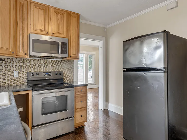 510 Wilson St — Photo 8
