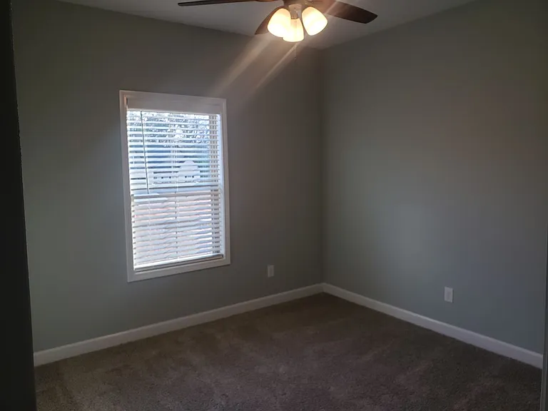 406 Thornbird Loop — Photo 9