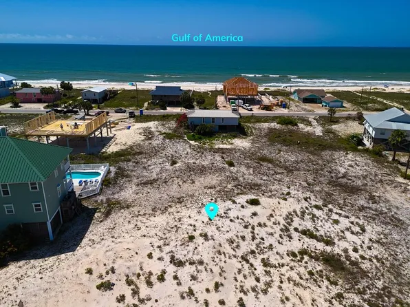 716 E Gulf Beach Dr, Eastpoint, FL 32328