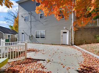 3764 Wood St, Jefferson Valley, NY 10535