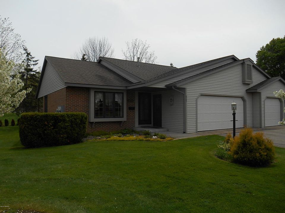 1st image of 865 Harvest Dr