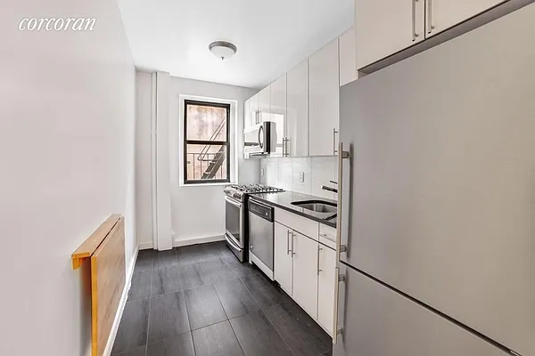 Rented by Corcoran | media 6