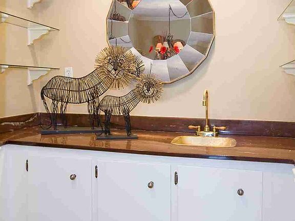 Cocktail anyone.  Wet Bar!