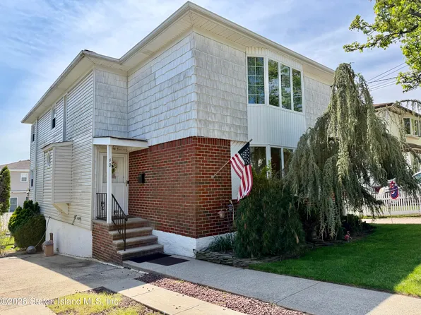 10 Twombly Ave, Staten Island, NY 10306