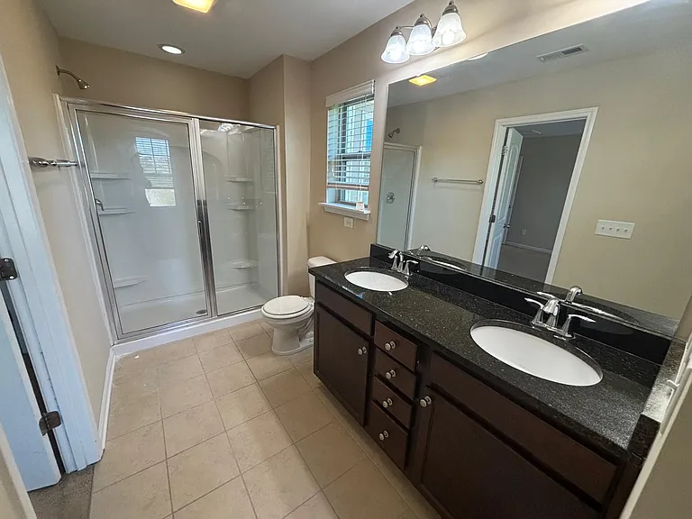 451 Shakespeare Dr — Photo 33