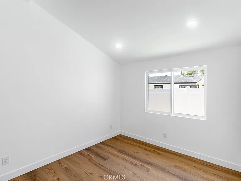 23021 Covello St — Photo 6