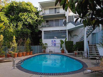 1st image of 2849 Waverly Dr APT 14