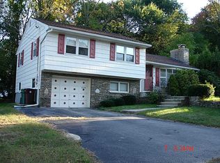 286 Morse Ave, Woonsocket, RI 02895