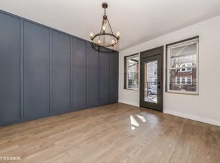 2620 W Rice St #1F, Chicago, IL 60622