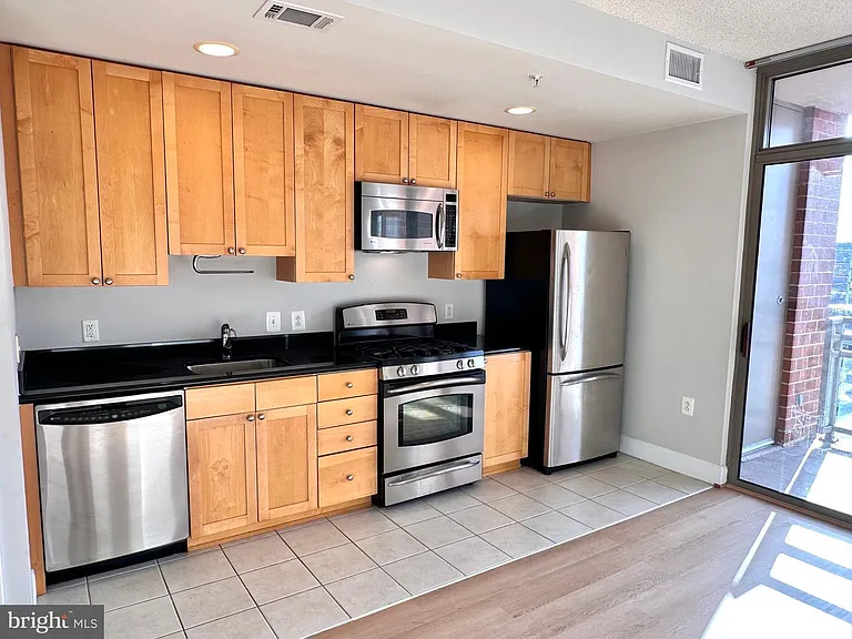 3600 Glebe Rd #507W — Photo 4