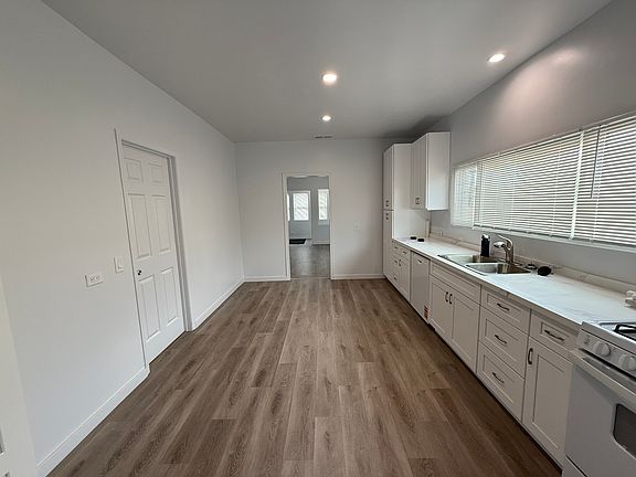 4th image of 333 W Spruce Ave