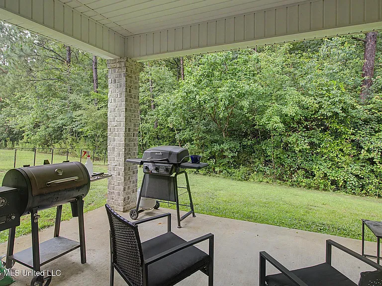 16821 W Landon Green Dr — Photo 17