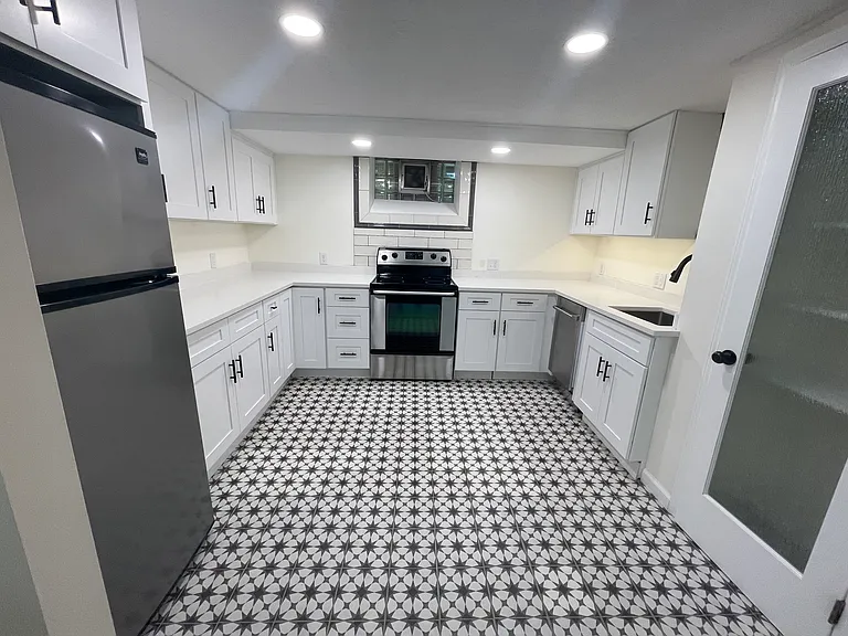 4837 Chicago Ave — Photo 1