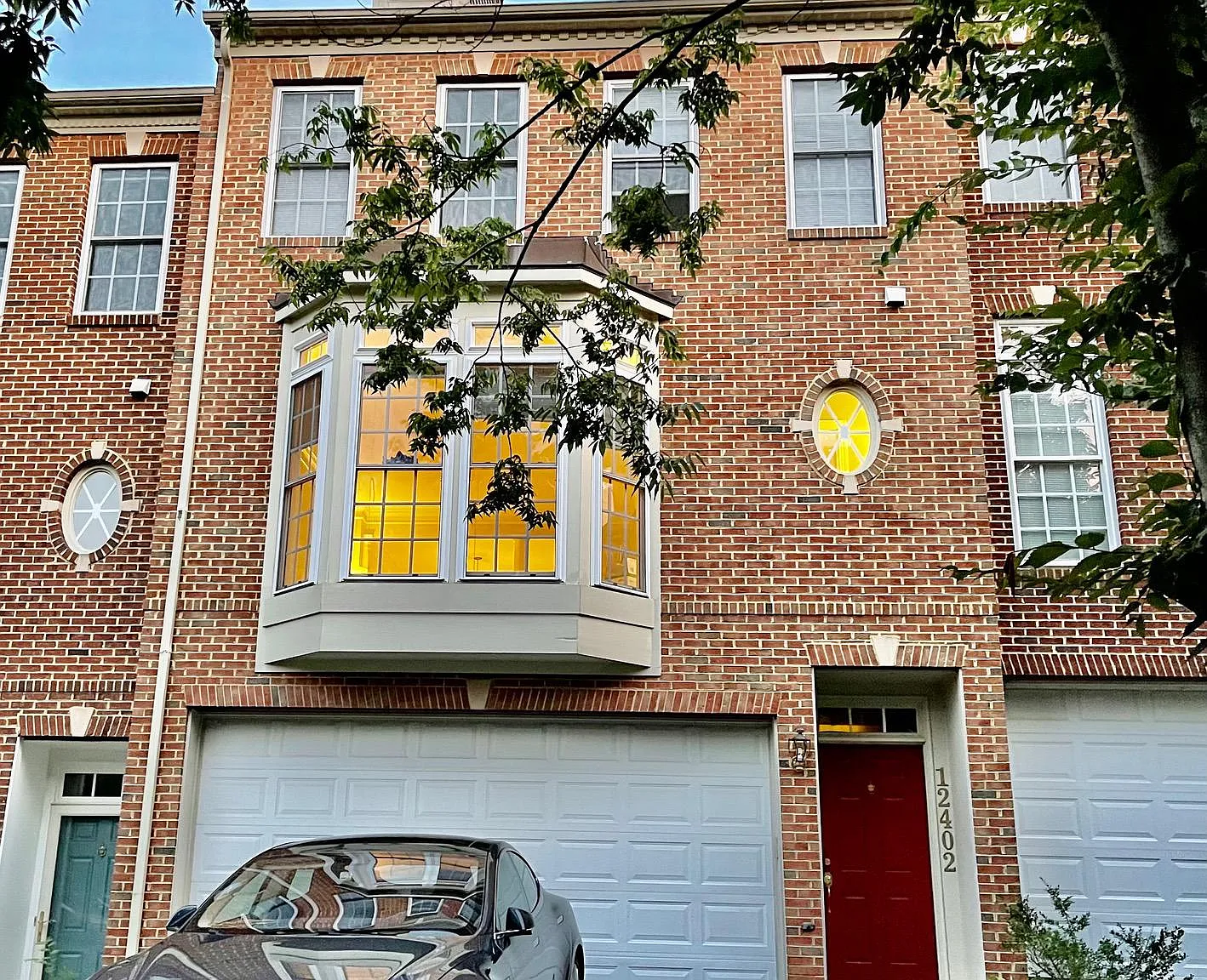 3 bed, 3.5 bath, 2844 sqft, $3,580 — Photo 1