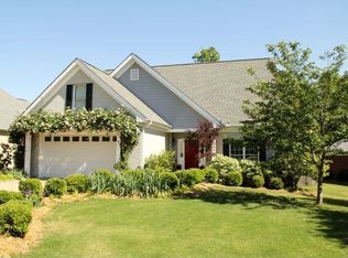 2244 Riverwood Dr, Auburn, AL 36830