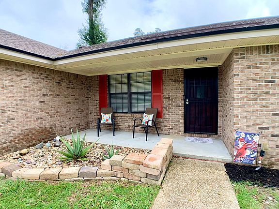 5th image of 3149 Lakeside Villa Dr