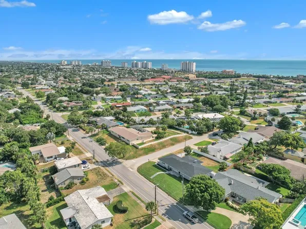 867 N Halifax Dr, Ormond Beach, FL 32176
