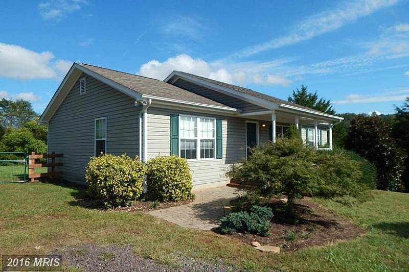 1st image of 487 Sandy Creek Dr