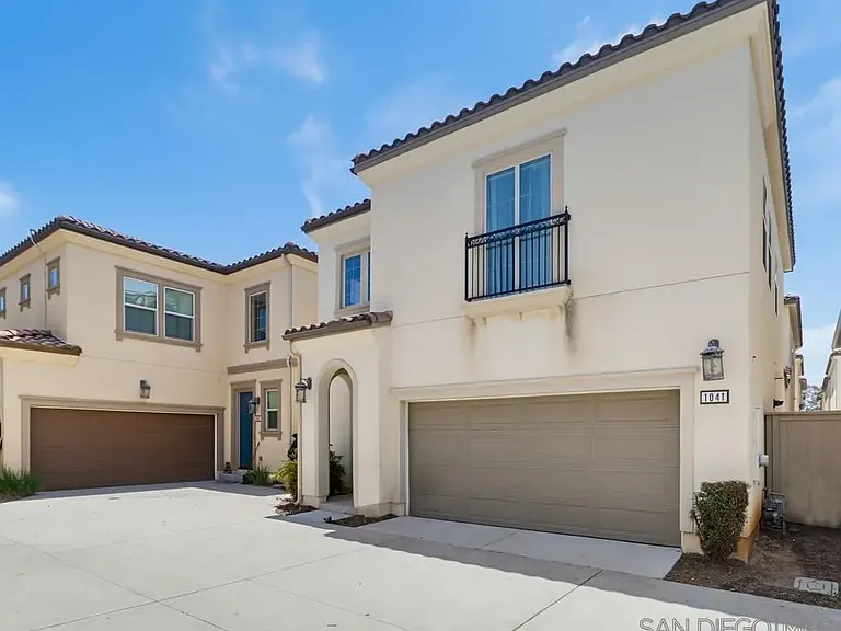 1041 Sea Glass Way — Photo 3