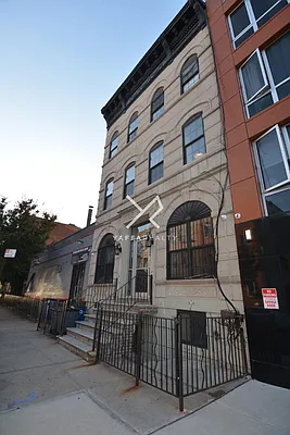 Rented by Yaffa Realty LLC | media 13