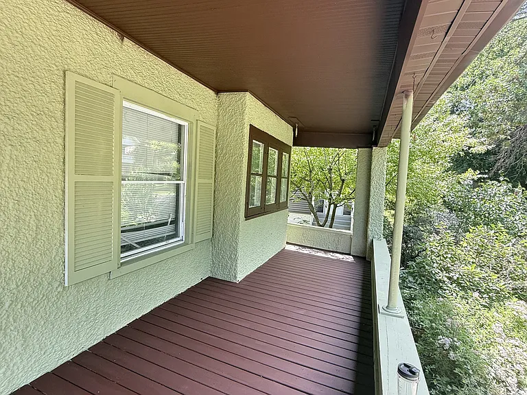 1425 Camp Ave — Photo 25