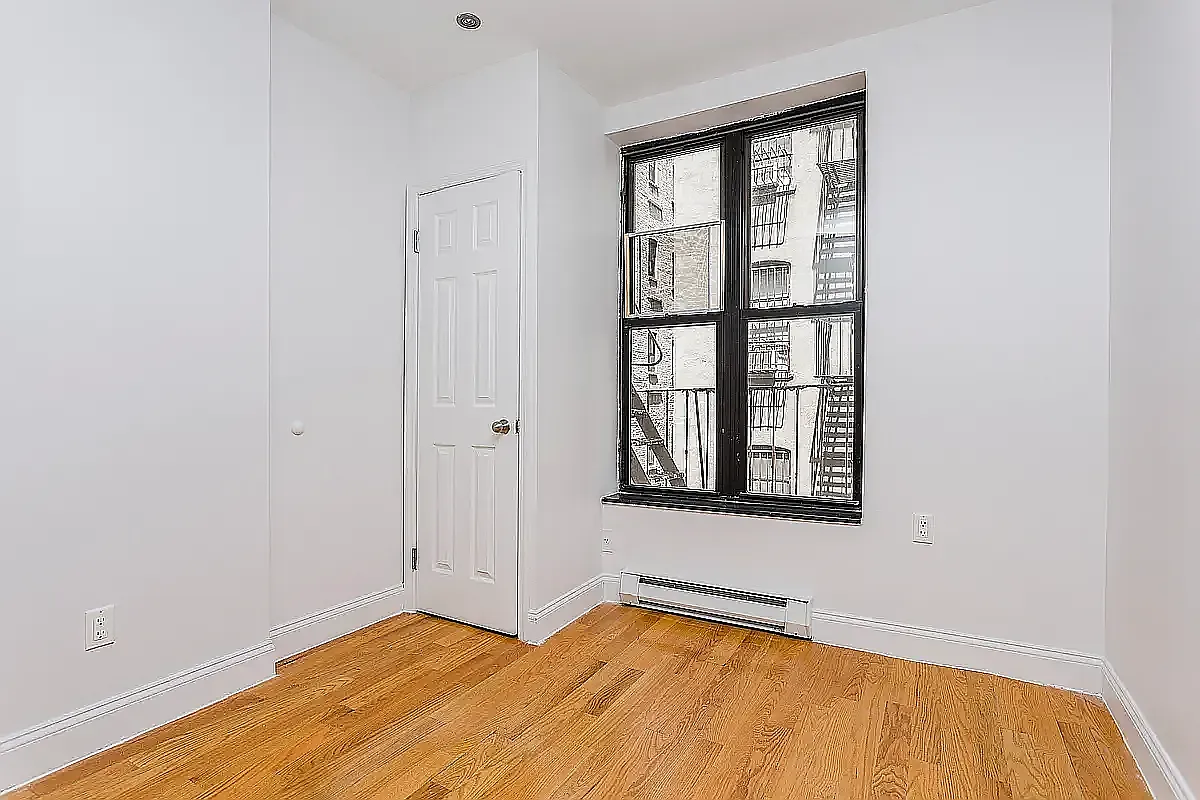 7 West 108th Street — Photo 3