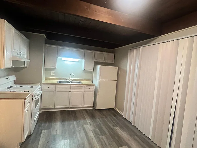 1st Floor kitchen